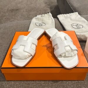 Hermes Oran Sandal Blanc Box Calfskin size 36.5